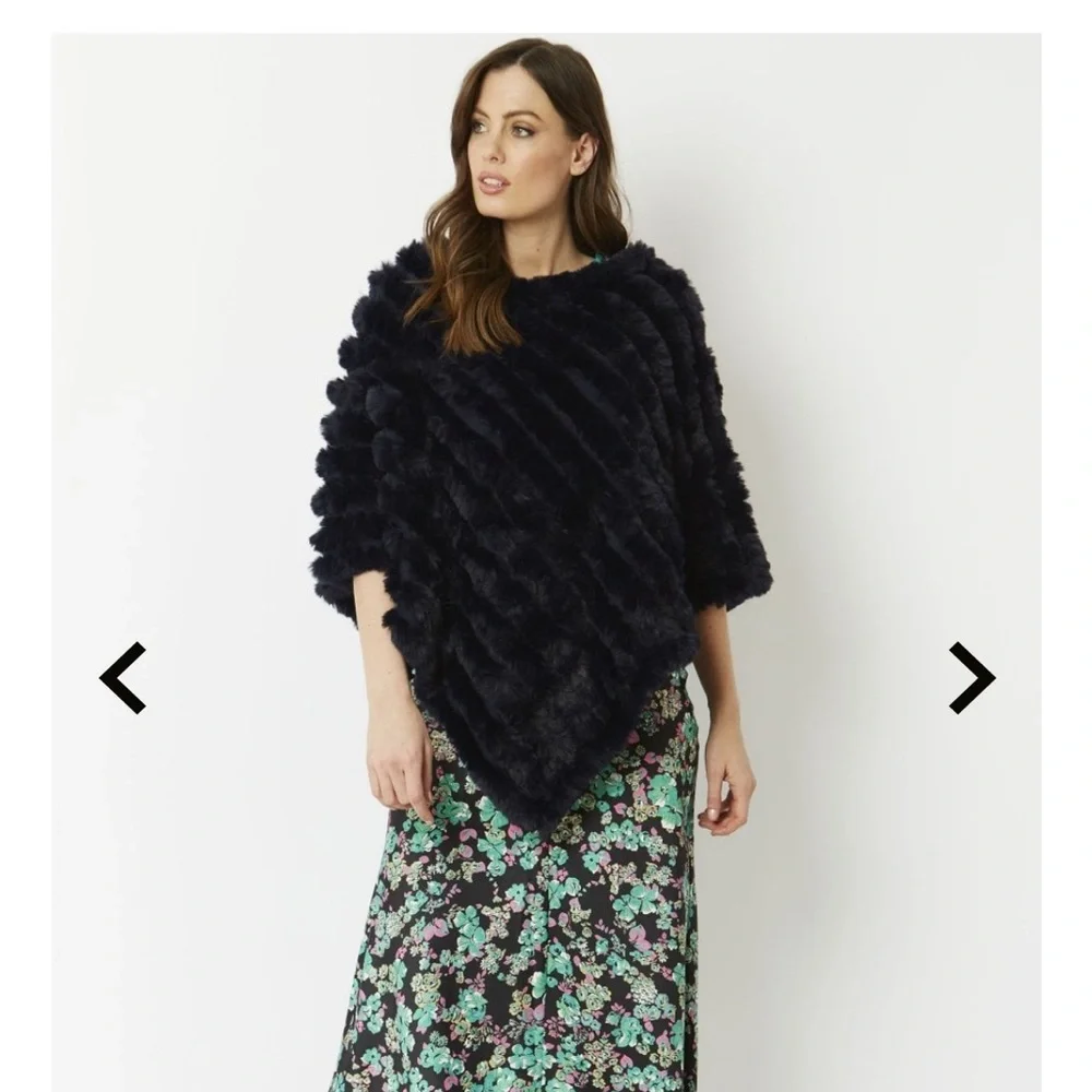 NWOT Jayley faux fur - Picture 2 of 3
